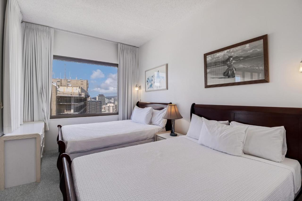 Sea View Condos At The Waikiki Banyan - Free Parking! Honolulu Exterior photo