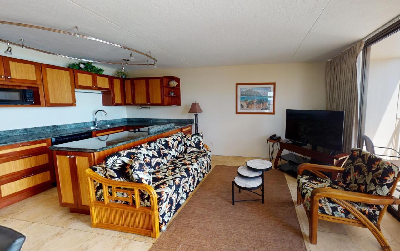 Sea View Condos At The Waikiki Banyan - Free Parking! Honolulu Exterior photo